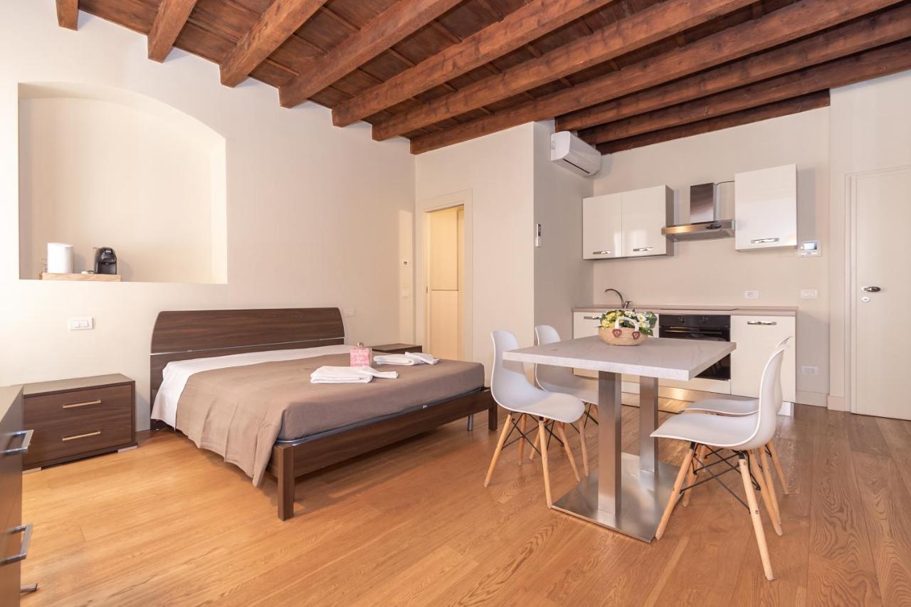 ברשה Palazzetto Il Mangano - F&L Apartment מראה חיצוני תמונה