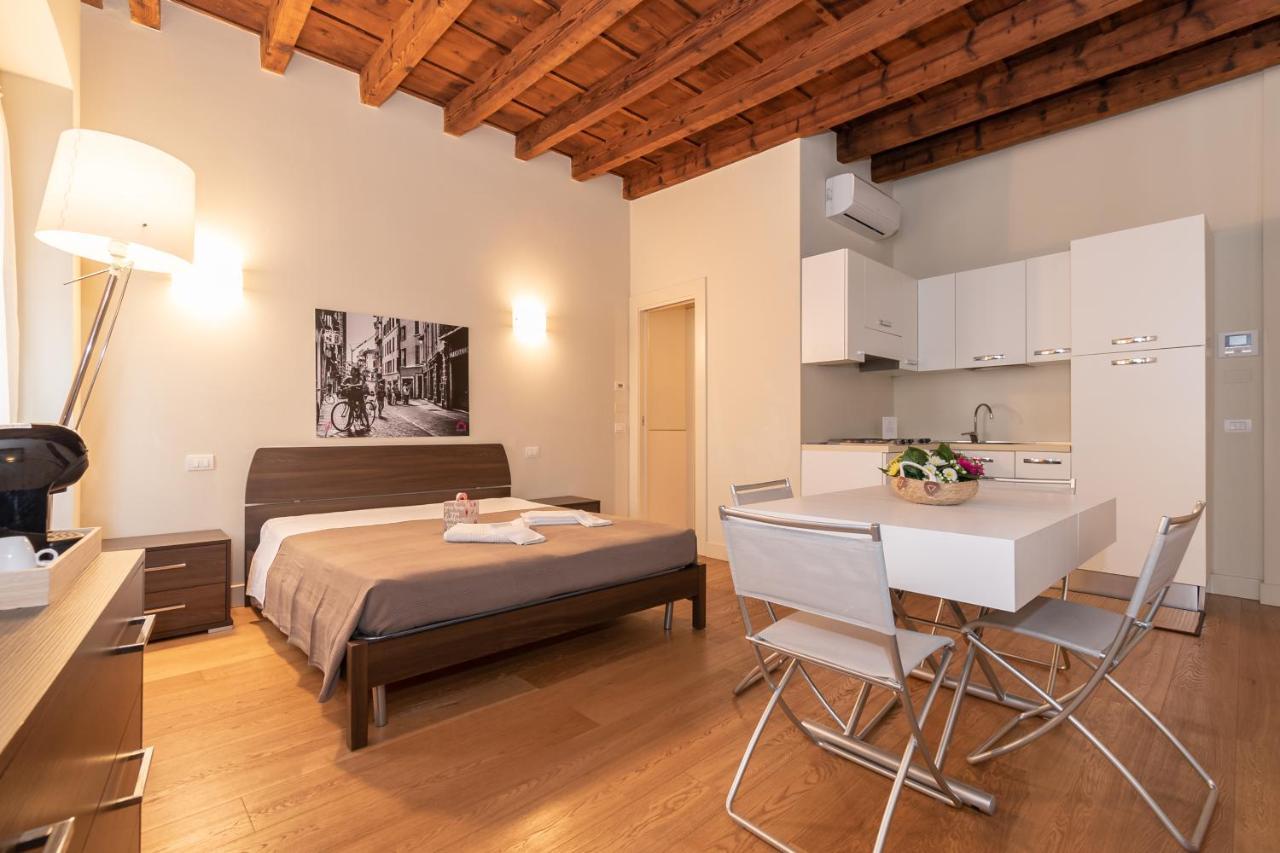 ברשה Palazzetto Il Mangano - F&L Apartment מראה חיצוני תמונה