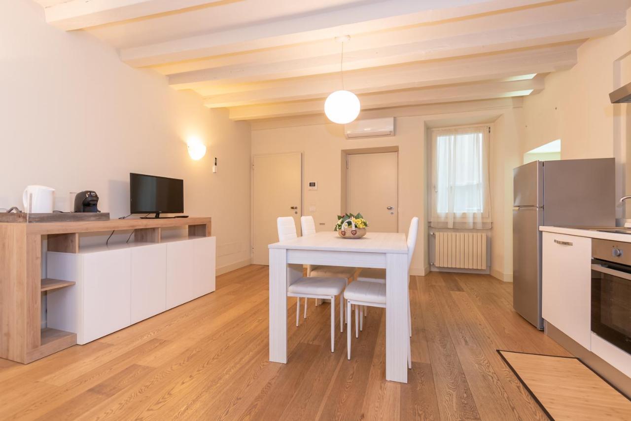 ברשה Palazzetto Il Mangano - F&L Apartment מראה חיצוני תמונה