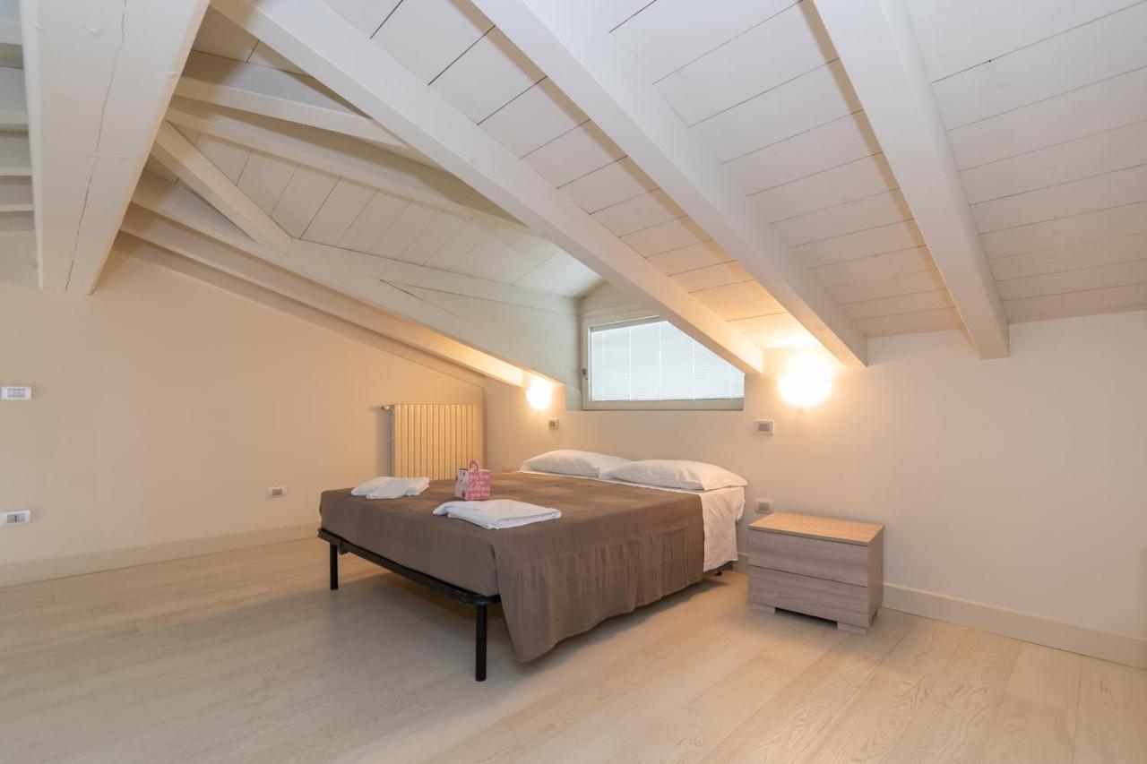 ברשה Palazzetto Il Mangano - F&L Apartment מראה חיצוני תמונה